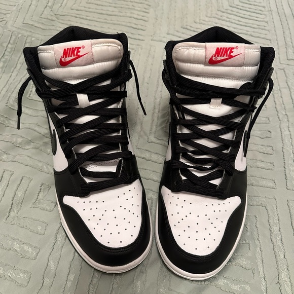 Size 9 Women’s shoes - Picture 3 of 3